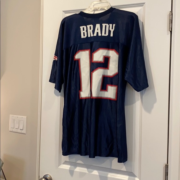 Tom Brady shirt/jersey size large gently worn - Picture 2 of 3